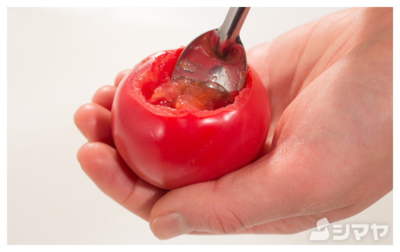 トマトのアボカドムース詰め ポイント写真1